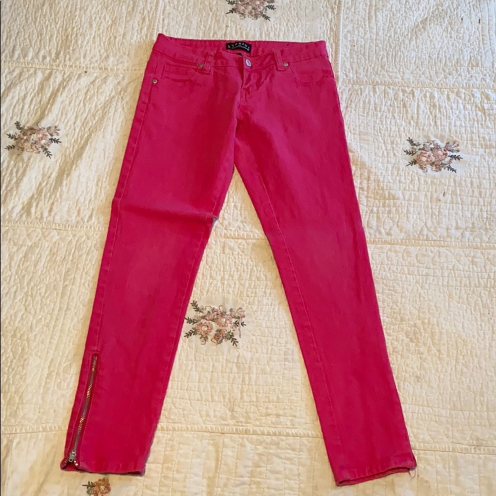 Toxic jeans size 1 juniors hot pink side zip legs